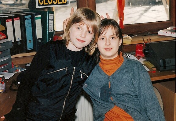 Jennifer_und_Heike_97.jpg  